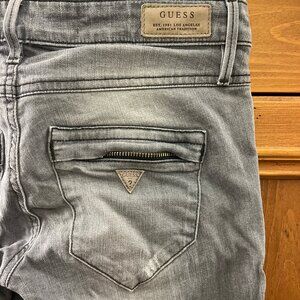 Guess Women's Moto Zip Skinny Jeans Low Rise Size 27 Grey Wash NEW